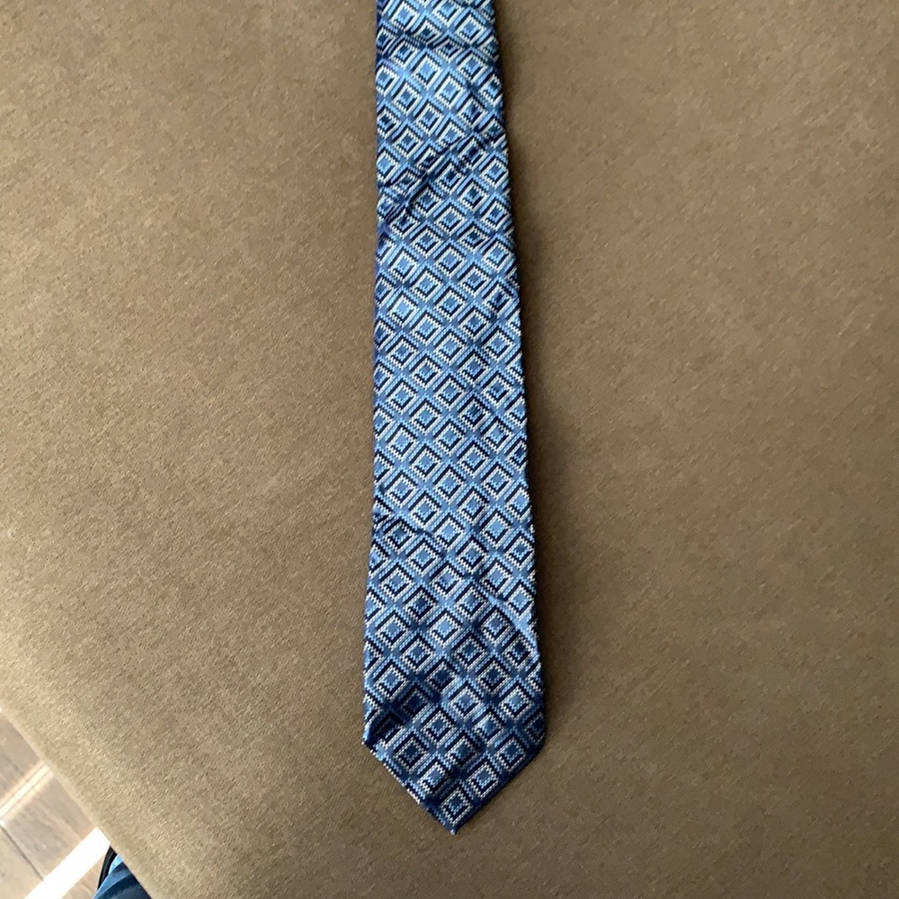 Mexx Box Print Tie   (NWT).   25